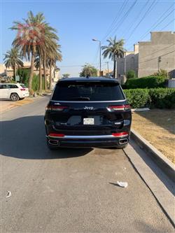 Jeep Grand Cherokee L